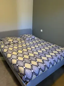 Vid foten av Mont Ventoux rymliga hus stor uppvärmd pool och vacker trädgård - Image 4