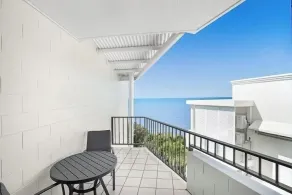 Top Floor - Enjoy the Sea Breeze - Image 4