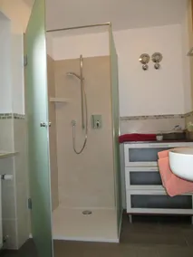 Zwei-Zimmer-Ferienwohnung, 54 m², Balkon und separater Küche - Image 2