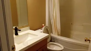 3 Bedrooms & 3.5 bathrooms Townhouse of  Waterloo Clair hills - Image 3