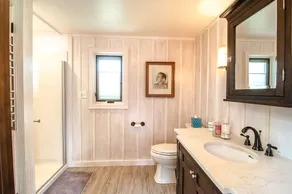 Waterfront Cabin With Spectacular Sunsets Overlooking The Chesapeake Bay - Image 2