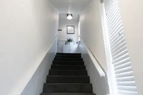 2-Bed Flat Wishaw Free Parking Family-Friendly - Image 2