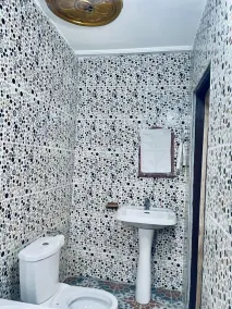 De-nice  hotel apartment Kasoa new market, Obom road, arrive @masalachi junction - Image 4