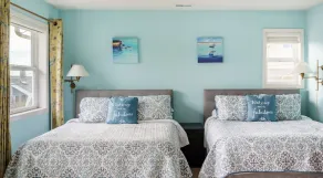 Modern luxury with sunset views of the Puget Sound in historic Queen Anne - Image 5