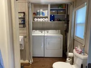 The Oakdene Cottage - hot tub with a lake view! - Image 4