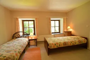 Holiday Home in La Rouge Miniere With Garden - Image 5