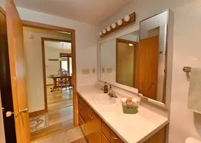 Waters End Cottage by Simple Life Rentals - Image 2