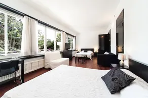 Vilaro Park Güell house with private pool. For groups of friends and families - Image 5