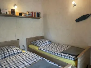 Affordable Vacation Apartment No. 1 of 2 on the Beautiful Schlabendorfer Lake | Spreewald - Image 4