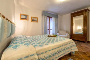 Villa 'Sa Domo Su Sole ' with Sea View, Private Terrace and Wi-Fi - Image 5
