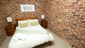 Clarence Beach House - Image 3