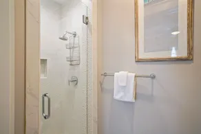 Sleeps 6 in Heart of Seaside, FL! King Primary + 2 Adult Bikes! - Image 4