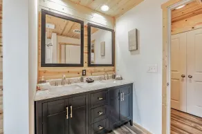 Scenic Mountain Retreat Pool Hot Tub Game Room - Image 3