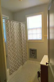 Urban Retreat on Flint - Image 4
