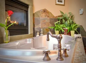 Aspen Leaf Chalet Vacation Home at Windcliff - Image 3