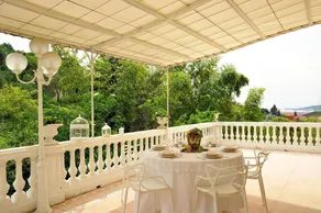 Villa Marinasco 10 Pax by VILLASRETREATS - Image 3