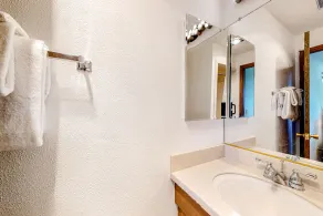 Dog-friendly home with sound view, fireplace, pizza oven & hot tub - Image 2