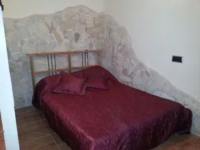 Country Villa retreat hosting up to 8 people - Image 2