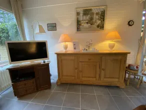 House with 1100 sqm omschlossen plot - Image 2