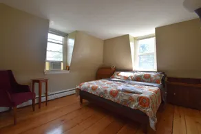 Historical New England 2Bedroom with 2 King beds Brick Building - Image 3
