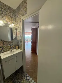 Beachfront apartment - Image 2