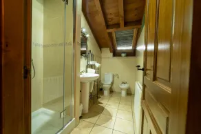 Casa rural en Navaluenga a 45km de Ávila,  con BBQ, chimenea, ideal para familas - Image 3
