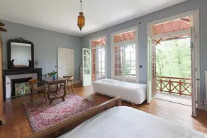 Rummelig fransk villa på en flod, unikt feriehus til familie og venner - Image 3