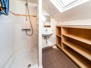 Stone Cottage with Sauna & Hot Tub near Cave of Lorette in Rochefort - Image 5