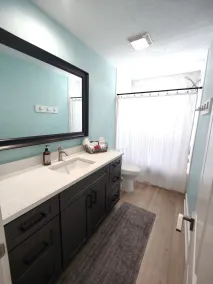 Spacious Upadated 2 King Beds Pets Welcome With Large Private and Fenced Yard Minutes to Beaches - Image 2
