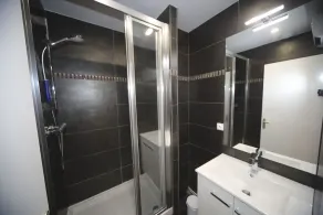 Vackert hus att dela med vänner eller familj - Image 5