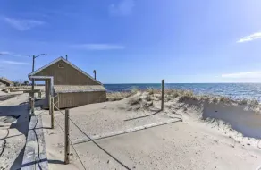 Charming Dennis Port Getaway for Two with Pool Walk to Beach - Image 4