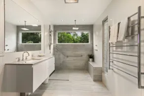 Country House Retreat - Image 4