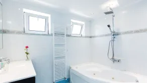 90m2 Pool, Pool, basket, playground, soccer, volley and more! - Image 3