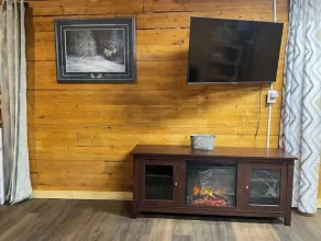 Rustic Cabin at 17.5 Chena Hot Springs Rd. - Image 2