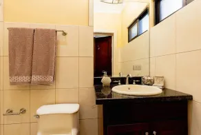 Bella Vista – Casa Q • 2 BR Penthouse Retreat • Rooftop Terrace & Ocean Views • 5 Guests - Image 5