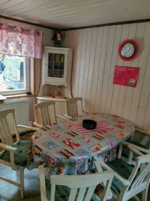 Hyltenäs på floden Lilan med direkte bådforbindelse til den store Kalvsee Kalvsee - Image 5