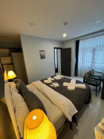 escape hotel - Image 4
