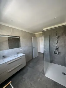 Villa with pool in a quiet village in central Hérault - Image 3