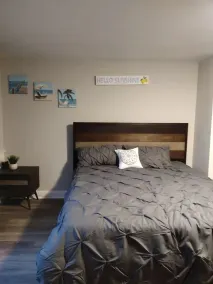 a sweet moder apt studio 10 minutes away from northwoods mall - Image 3