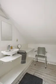 Nice vacation home, only 4 minutes walk to the center of Bergen and close to the beach! - Image 4