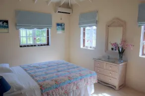 Stunning detached property near Sandy Lane on beautiful West Coast of Barbados - Image 4