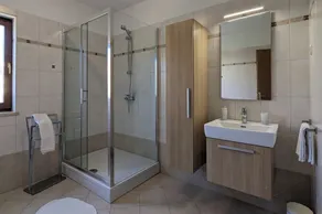 Maison de vacances avec piscine à Bale - Image 5