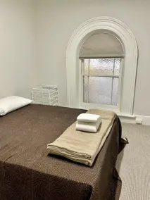 Adelaide's Seaside Location - Glenelg Beach: Seafield Apartment No. 3, First-floor - Image 3