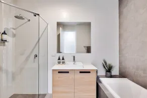 Eton House, Brand new house that you will not want to leave! - Image 4