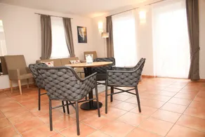 Apartment with Jacuzzi (5) - Apartment near the beach - Image 5