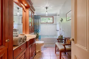 Duncans Mills historic beauty with vast valley views & hot tub - pets ok! - Image 2