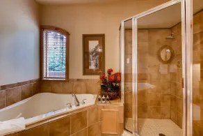 Luxury 3br Ski In-out /firepit, Pool, Sauna 3 Bedroom Condo by RedAwning - Image 4