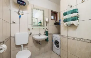 Awesome Home In Banjol - Image 2