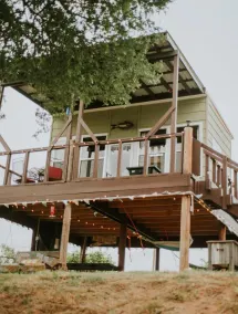 Romantic Waterfront Cabin on the River near Possum Kingdom Lake - Image 4
