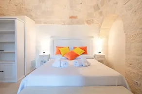 Apartment 'Trullo Suite In Masseria' with Shared Pool, Wi-Fi and Air Conditioning - Image 4